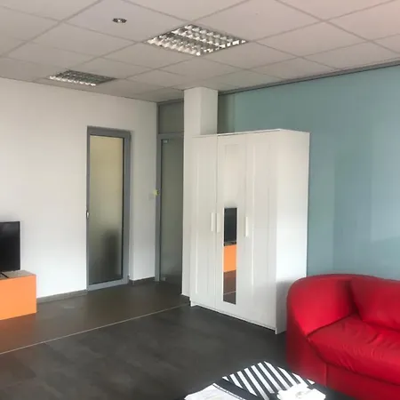 Lilia 5 Self-check In Апартамент София