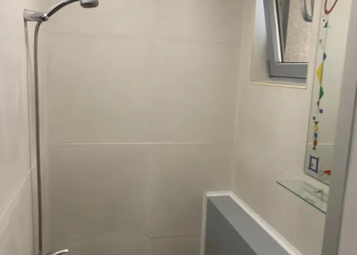 Lilia 5 Self-check In דירה *