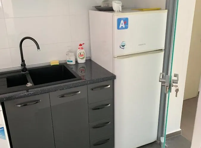 Lilia 5 Self-check In *